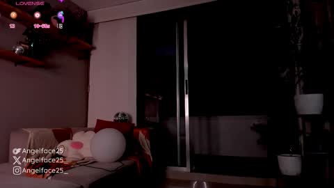 . online show from September 29, 2025, 11:09 pm