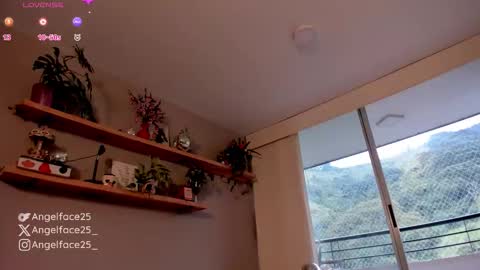 . online show from October 1, 2025, 10:05 pm