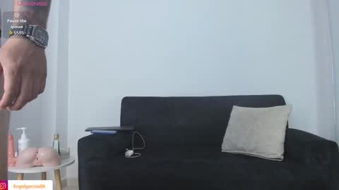 Snapshot of angelgarcia_2 chatting on September 28, 2025, 10:15 pm Angel online show from September 28, 2025, 10:15 pm