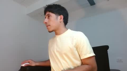 Snapshot of angelhil chatting on October 7, 2025, 2:09 am Angel of littlebandido online show from October 7, 2025, 2:09 am