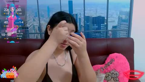 Snapshot of angelhotlatina18 chatting on March 3, 2026, 11:49 am angel online show from March 3, 2026, 11:49 am