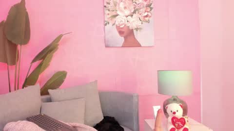 angeli_cute online show from September 19, 2025, 8:31 pm