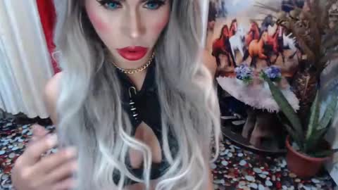 DIVINE ANGEL online show from February 22, 2025, 1:11 am