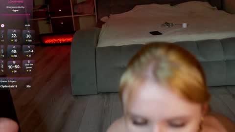 Snapshot of angelic_lovers_ chatting on January 4, 2025, 11:38 pm Gabby online show from January 4, 2025, 11:38 pm