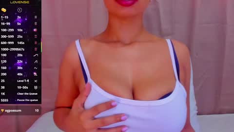 angelica_hot19 online show from May 4, 2026, 2:02 pm