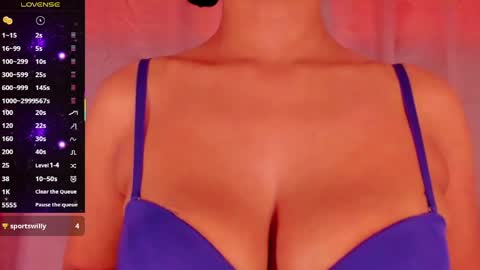 angelica_hot19 online show from May 5, 2026, 3:53 pm