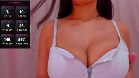 angelica_hot19 online show from July 13, 2026, 1:47 pm