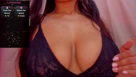 angelica_hot19 online show from August 6, 2026, 2:19 pm