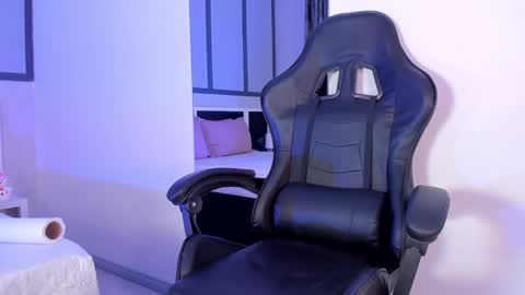 Snapshot of angelica_soft chatting on December 16, 2024, 8:48 pm U can call me Angel online show from December 16, 2024, 8:48 pm