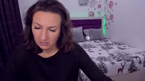 AngelicaCream online show from November 24, 2025, 5:29 am