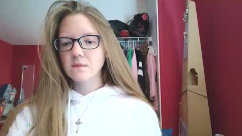 AngelicAngel online show from November 20, 2025, 6:29 pm