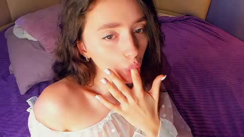 Snapshot of angelicapretybb chatting on December 9, 2024, 1:45 pm Angelica online show from December 9, 2024, 1:45 pm