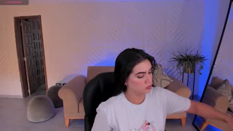 Snapshot of angelicavega_ chatting on September 28, 2025, 5:07 pm  Angelica Vega  online show from September 28, 2025, 5:07 pm