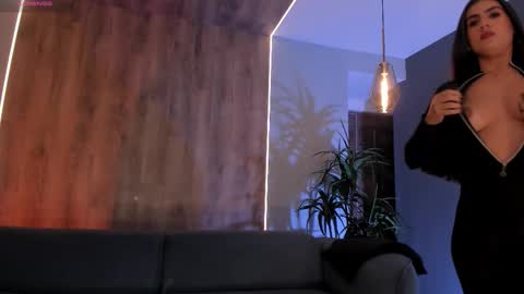 Snapshot of angelicavega_ chatting on October 16, 2025, 8:43 pm  Angelica Vega  online show from October 16, 2025, 8:43 pm