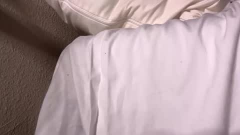 Snapshot of angeliccreamyrican chatting on December 20, 2025, 3:35 am angeliccreamyrican online show from December 20, 2025, 3:35 am