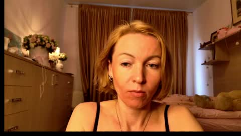 Snapshot of angelicfenix chatting on May 2, 2026, 1:38 pm angelicfenix online show from May 2, 2026, 1:38 pm