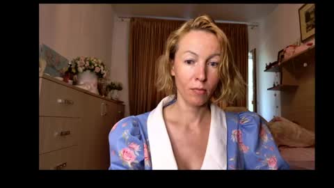 Snapshot of angelicfenix chatting on May 14, 2026, 11:50 am angelicfenix online show from May 14, 2026, 11:50 am