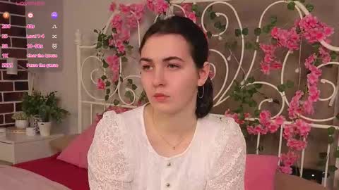 Roxi online show from March 23, 2026, 7:29 pm