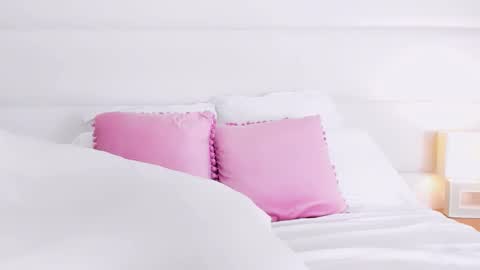 Angelic online show from February 4, 2026, 2:50 am