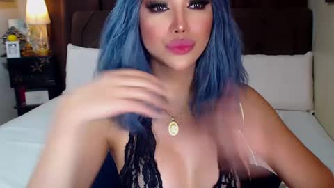 MS. AMALIA online show from January 18, 2025, 11:32 am