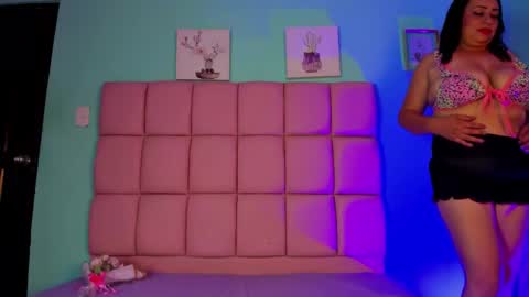 angelien_1 online show from February 6, 2026, 3:00 am