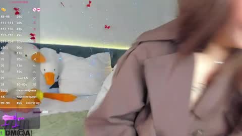 Snapshot of angelika_cute_ chatting on April 15, 2026, 1:23 am Angelika online show from April 15, 2026, 1:23 am