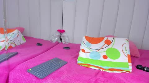  Angelica rosas  online show from April 29, 2026, 5:30 pm