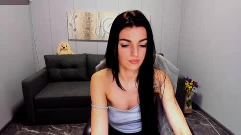Angelina online show from December 9, 2024, 6:35 pm