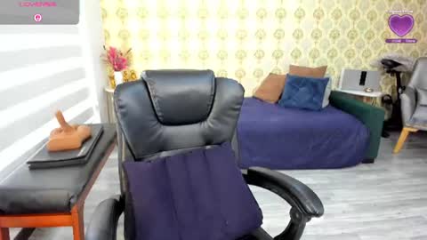 angelina_class_7 online show from June 16, 2026, 1:14 pm