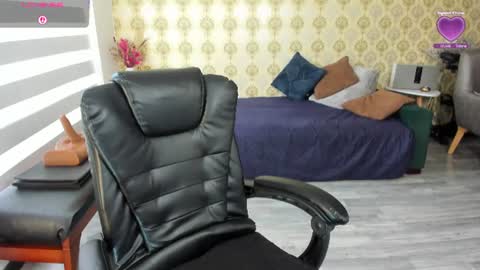 angelina_class_7 online show from June 19, 2026, 2:10 pm
