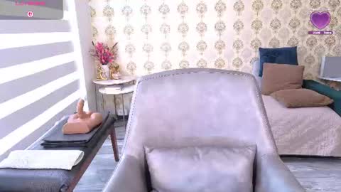 angelina_class_7 online show from July 15, 2026, 3:39 pm