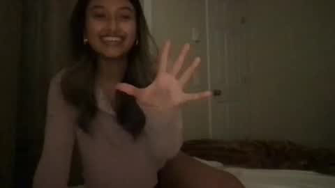 Snapshot of angelina_hall chatting on October 11, 2025, 4:44 am angelina_hall online show from October 11, 2025, 4:44 am
