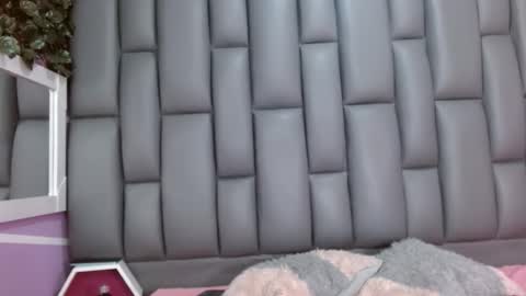 Snapshot of angelina_ny chatting on September 18, 2025, 2:30 pm ANGELINA online show from September 18, 2025, 2:30 pm