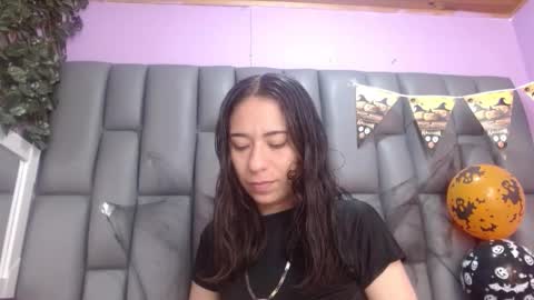 Snapshot of angelina_ny chatting on October 12, 2025, 1:43 pm ANGELINA online show from October 12, 2025, 1:43 pm