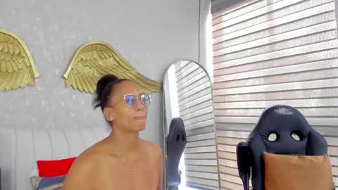 Angelina online show from March 1, 2026, 2:08 pm