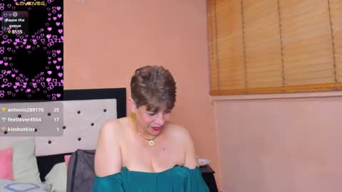 Angelina online show from January 4, 2025, 1:42 am