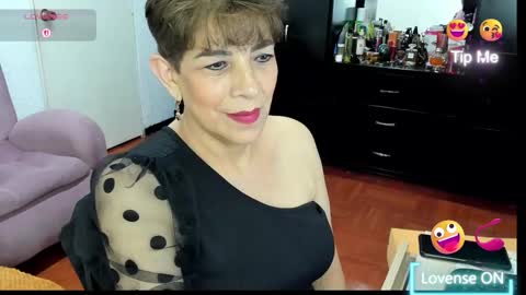 Angelina online show from November 12, 2025, 9:14 pm