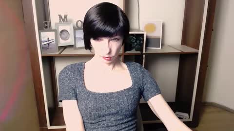 Snapshot of angelinalov_ chatting on January 6, 2026, 11:36 am Angelina online show from January 6, 2026, 11:36 am