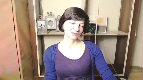 Angelina online show from May 4, 2026, 8:32 am