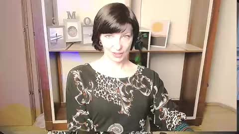 Angelina online show from May 11, 2026, 9:04 am