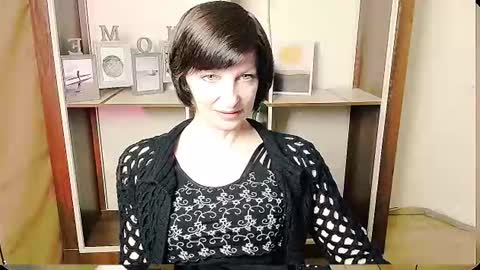 Angelina online show from June 17, 2026, 8:06 am