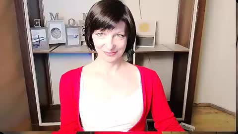 Angelina online show from June 18, 2026, 9:25 am