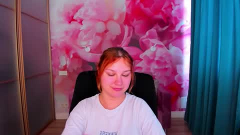 AngelinaLow online show from May 5, 2026, 11:29 am