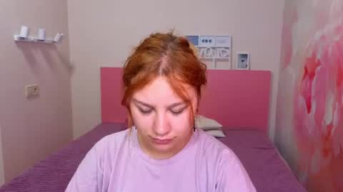 AngelinaLow online show from June 26, 2026, 11:25 am