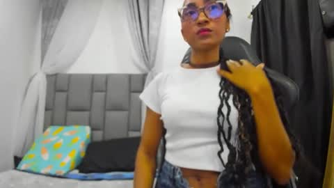 AngelinaMurphy online show from May 2, 2026, 3:33 am