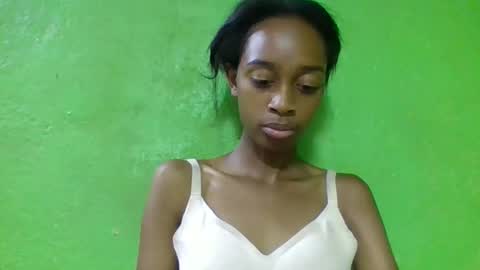 angeline221173 online show from March 24, 2026, 4:50 am