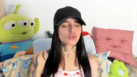 Snapshot of angeline__smith chatting on October 8, 2025, 4:59 pm Angeline Smith online show from October 8, 2025, 4:59 pm