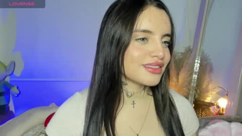Angeline Smith  online show from June 6, 2026, 1:32 am