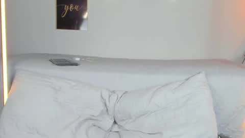 Snapshot of angelinepossy chatting on March 9, 2025, 12:00 am angelinepossy online show from March 9, 2025, 12:00 am