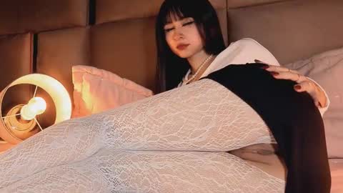 angelinepossy online show from November 11, 2025, 6:30 pm